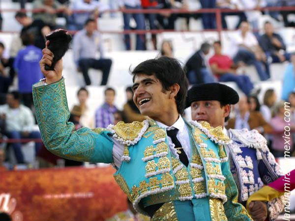 Primer oreja para Joselito