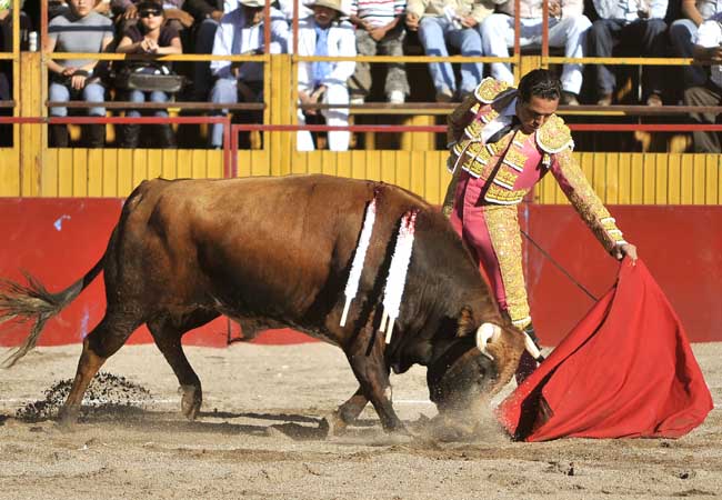 Natural del torero tapato