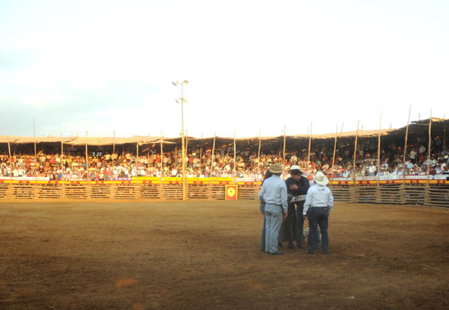 Homenaje de Colima a Ventura