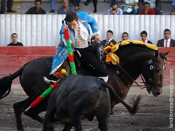 Abre Pedro Louceiro III el festejo