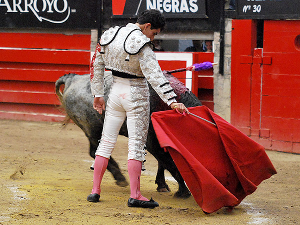 Relajado y vertical