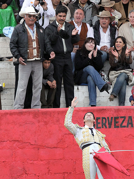 El brindis de Ochoa