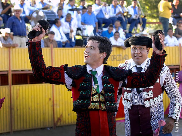 Vuelta de dos orejas