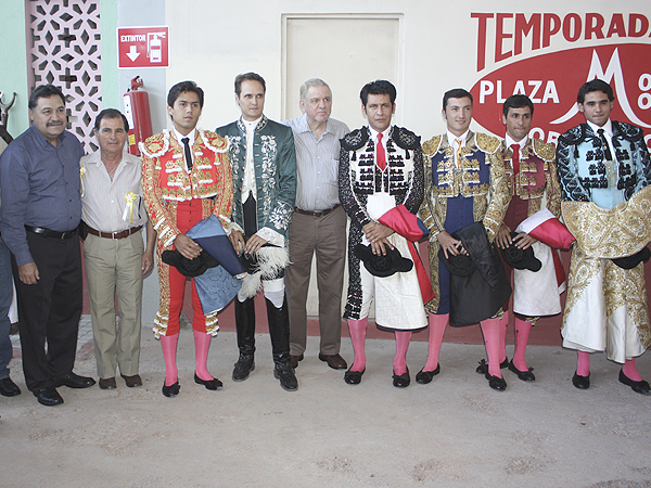 Los alternantes de la corrida