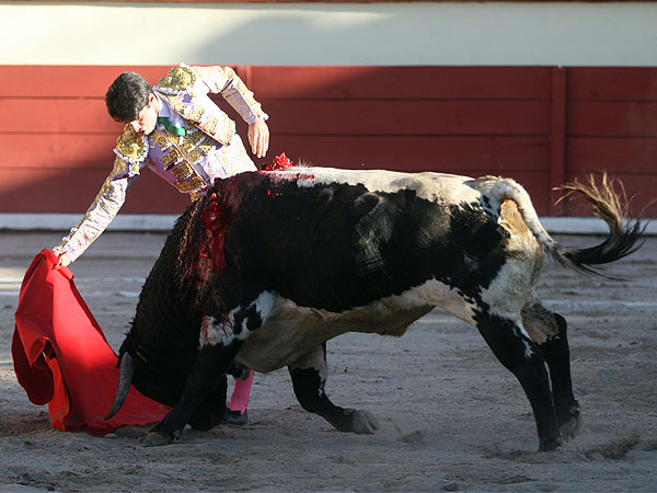 Arrastrando la muleta