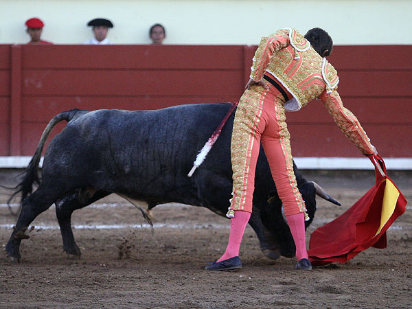 Bajando la mano