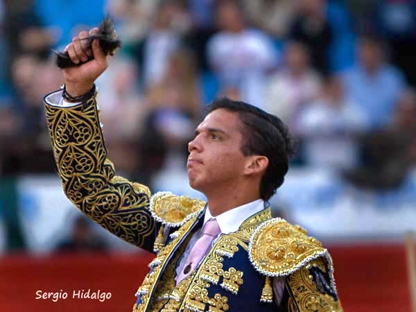 Oreja ganada a pulso