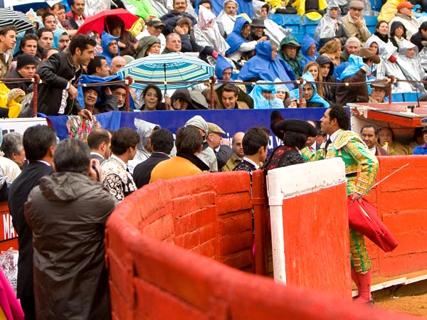 Brindis a Manuel Caballero