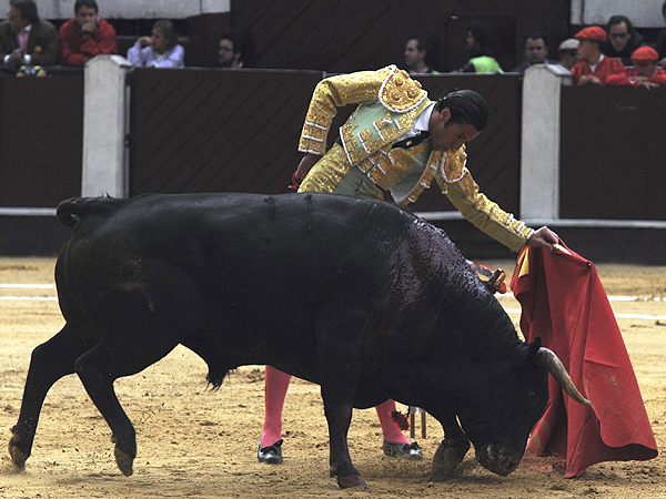 Luis Bolvar, con la zurda