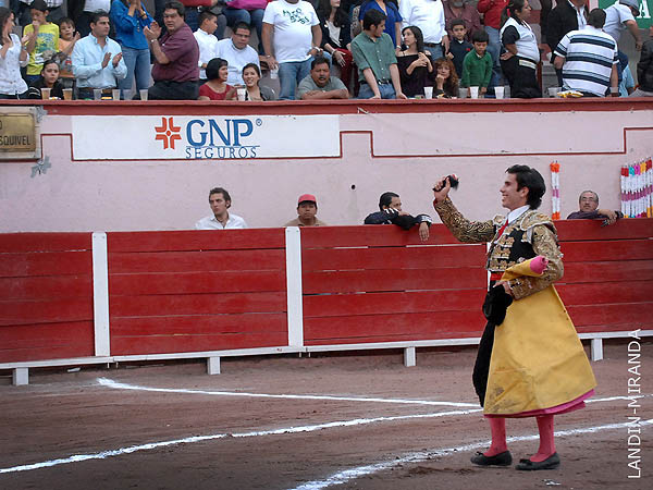 Una oreja para Garza Gaona