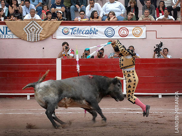 El vuelo de Manuel Ros