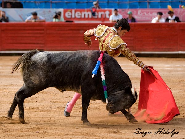 Perfilando su remate