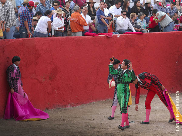 Vuelta de dos trofeos