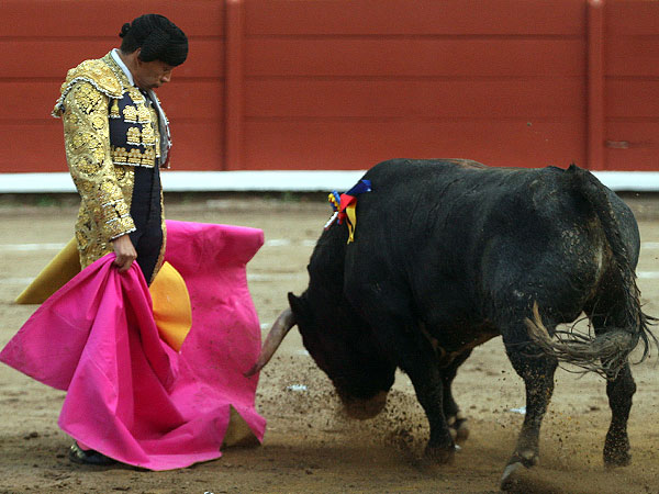 Tornando en seda el percal