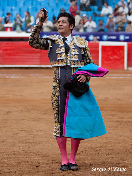 Zapata, tarde complicada