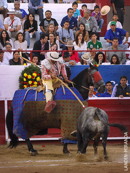 Lanza combada