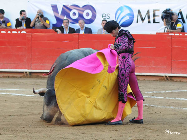 Capote de brega terso y templado