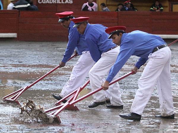 Arreglando el ruedo