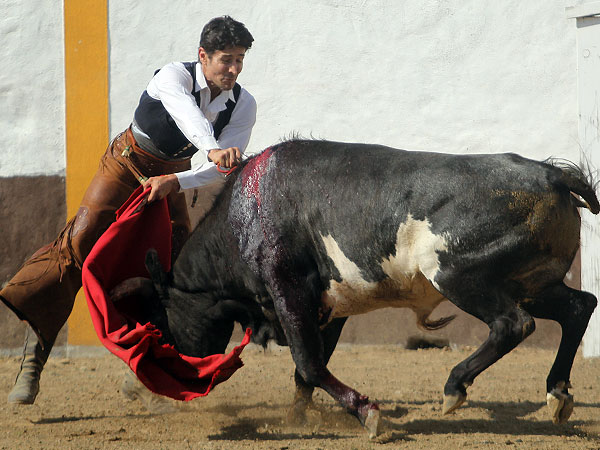 Certero con la espada