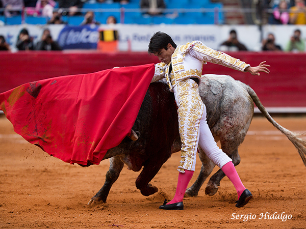 Perfilando su remate