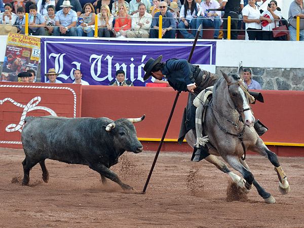 Gamero y la garrocha