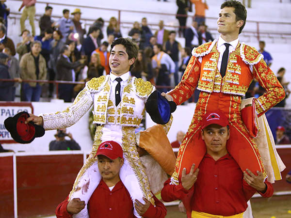 Triunfo de Armillita y Luque