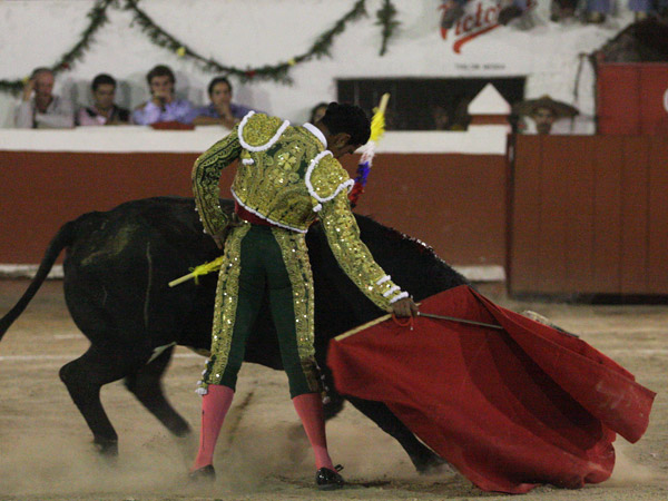 Meti al segundo en el canasto