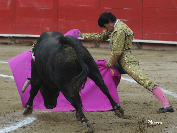 Empaque de torero caro