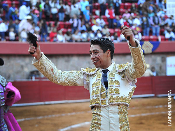 Se llev las orejas y la plata