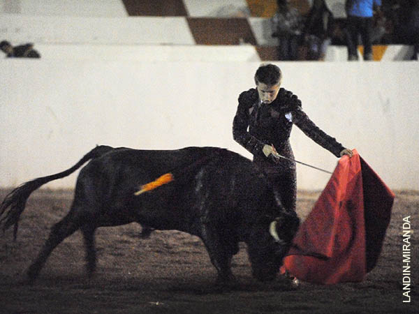 La faena en penumbras