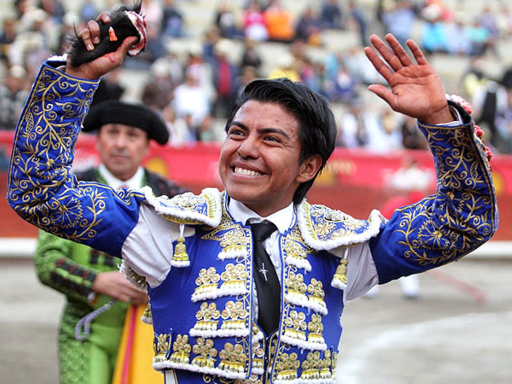 La primera oreja como matador