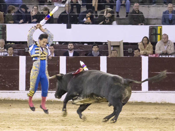 A la española